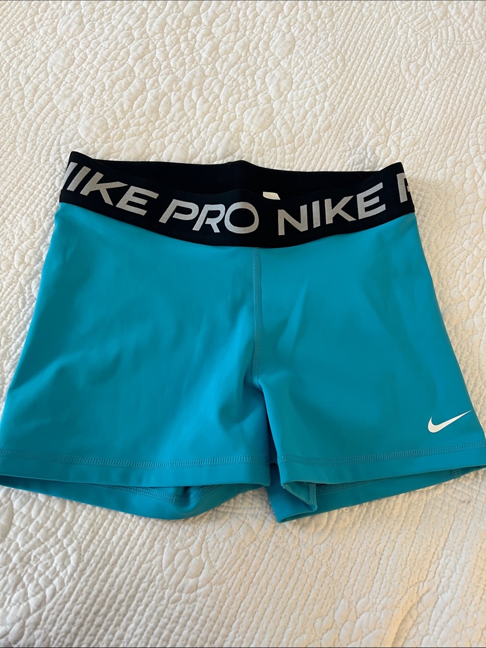 Nike Pro Women’s Teal Athletic Training Shorts M